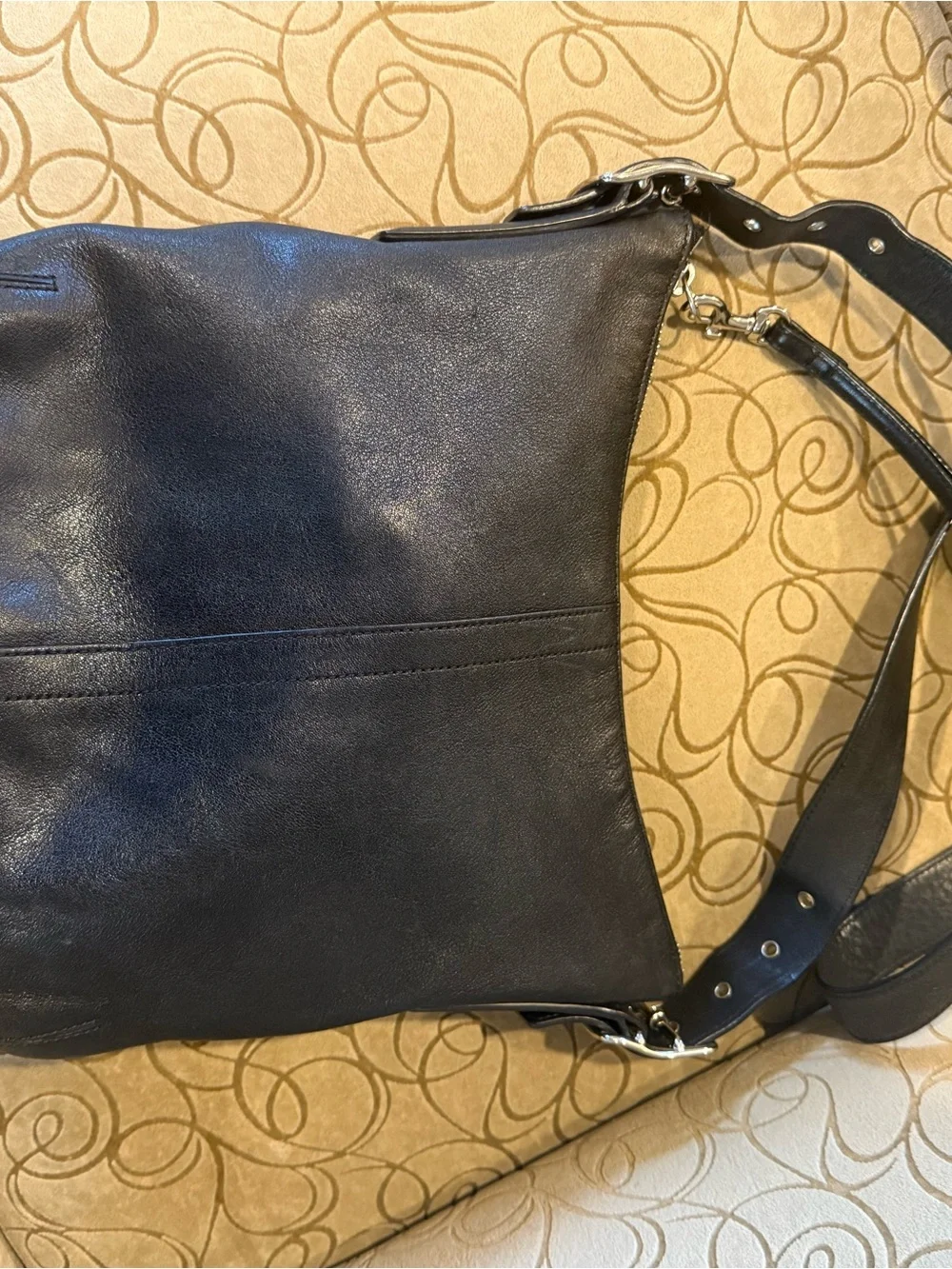 Coach 9326 Black Leather Shoulder Crossbody Bag Classic Minimalist Vintage